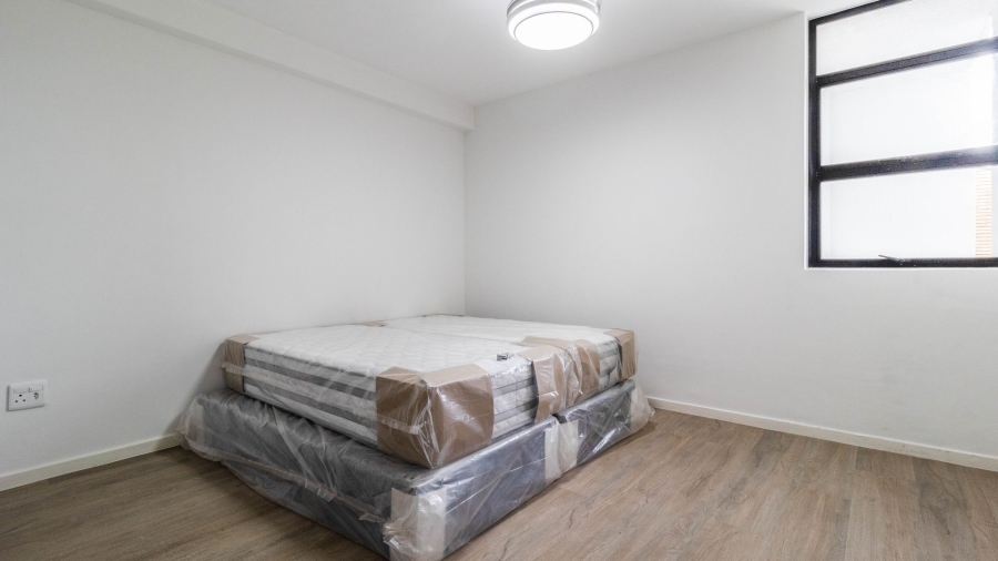 2 Bedroom Property for Sale in Claremont Western Cape